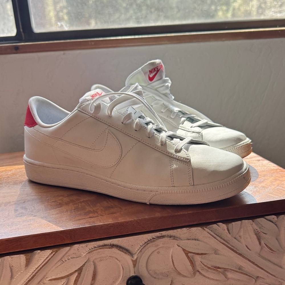 Nike White and Red Casual Shoes